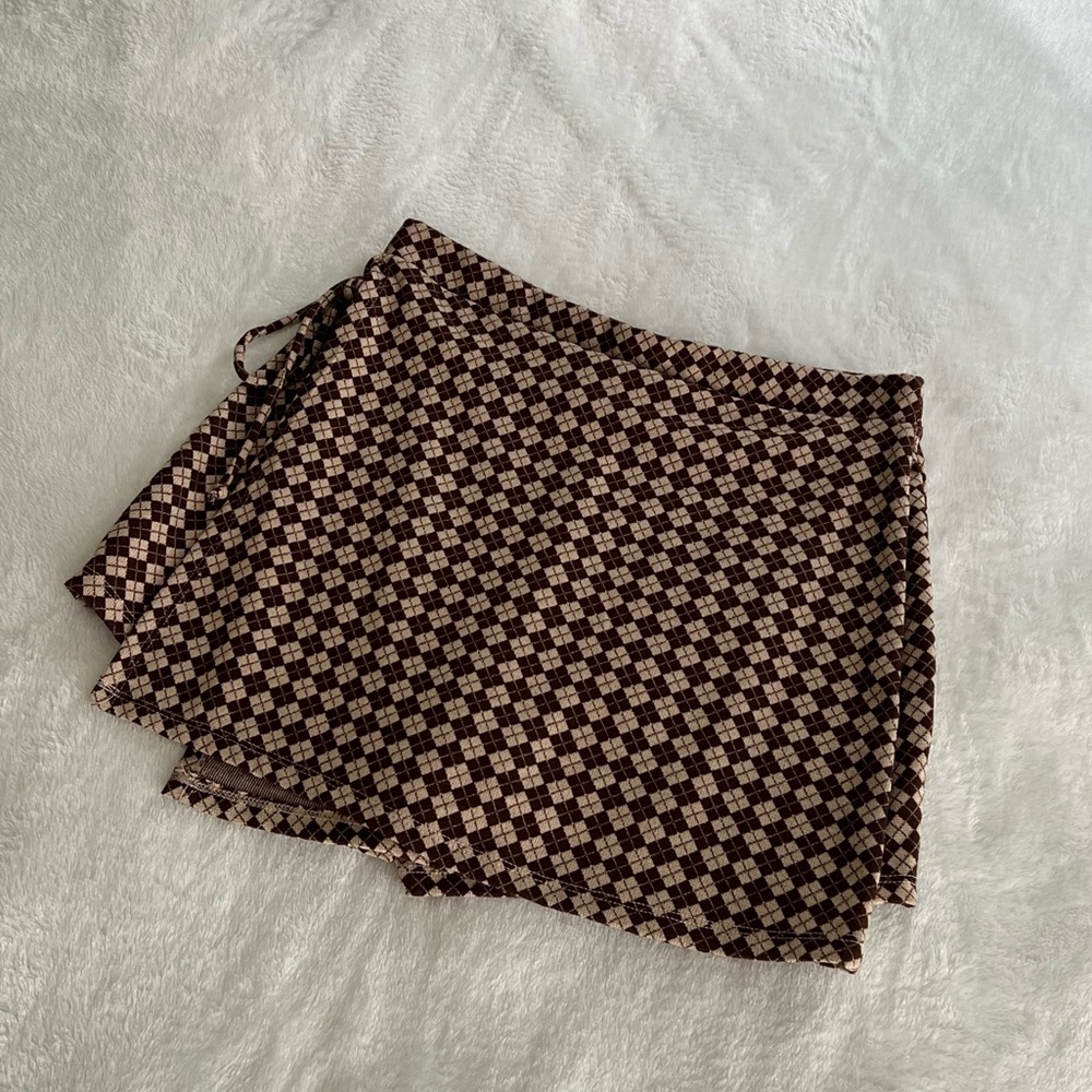 Kirious Checkered Mini Skort - Picture 5 of 6